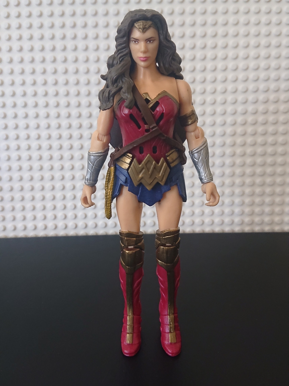 2017 Mattel DC Comics - Wonder Woman 6" Action Figure - Gal Gadot Movie